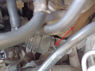 Closer image of part and connection nipple?