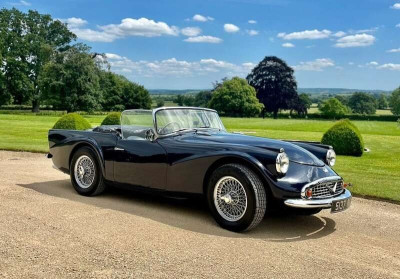 1963-daimler-dart-66a1e1d7c7339.jpg