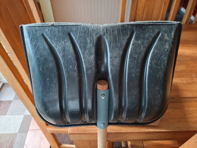 The shovel