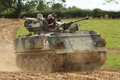 Tank-Driving-Experience-04.jpg