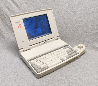 toshiba-t1950ct-operating.jpg