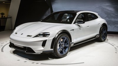 Porsche Mission E .jpg