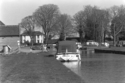 Thurne1bw.JPG
