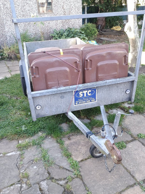 Low profile (empty) bins for aerodynamics