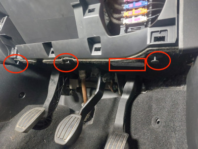 remove 3 plastic clips & lightjpeg.jpeg