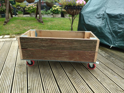 The box with wheels