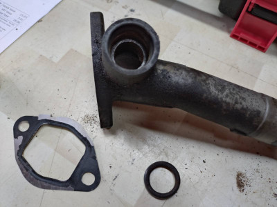 Gasket and 'O' ring with the housing