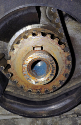 Crank pulley before demounting