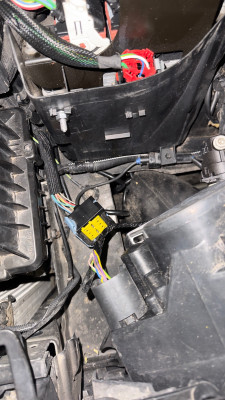 Lose cable for the relay