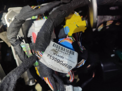 Glove fusebox - outer level view