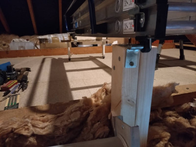 Wheeled legs for the ladder