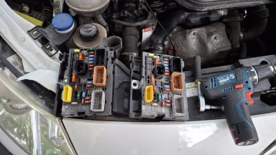 fuse_boxes.png