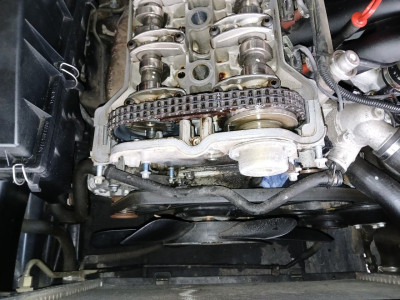 Rocker cover off - own work
