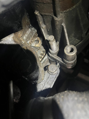 Flywheel locking hole