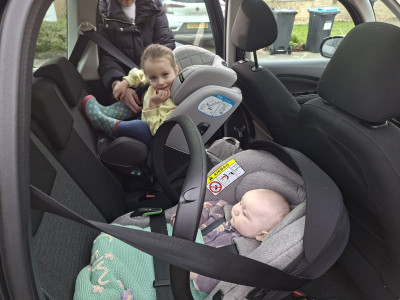 girlsincar.jpeg