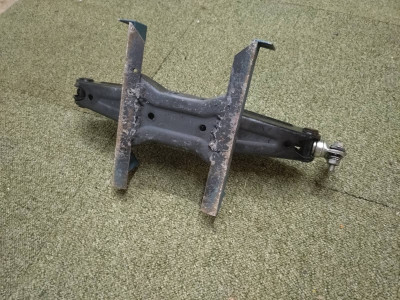 welded angle cross braces for stability