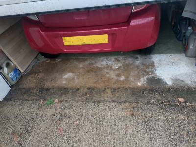 The new edge rubber I fitted last year kept it at bay with just a little seepage that didn't reach the carpet tiles.