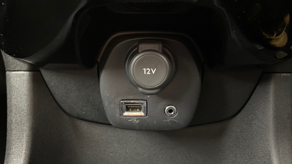 citroen c1 cigarette lighter Can I repair the aux socket in my Citroen C1 2018?